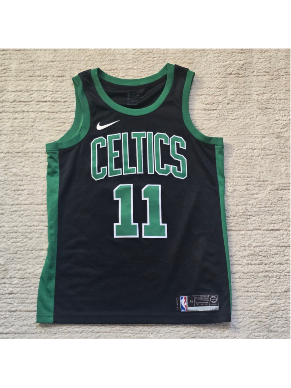 Men's Nike Boston Celtics Kyrie Irving 11 Jersey Black Green Size M